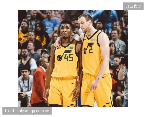NBA热点爆发！马穆·阿里法·穆罕默德（Muhammad-Ali-Muhammad）转换底角三分！湖人连中4记外线！